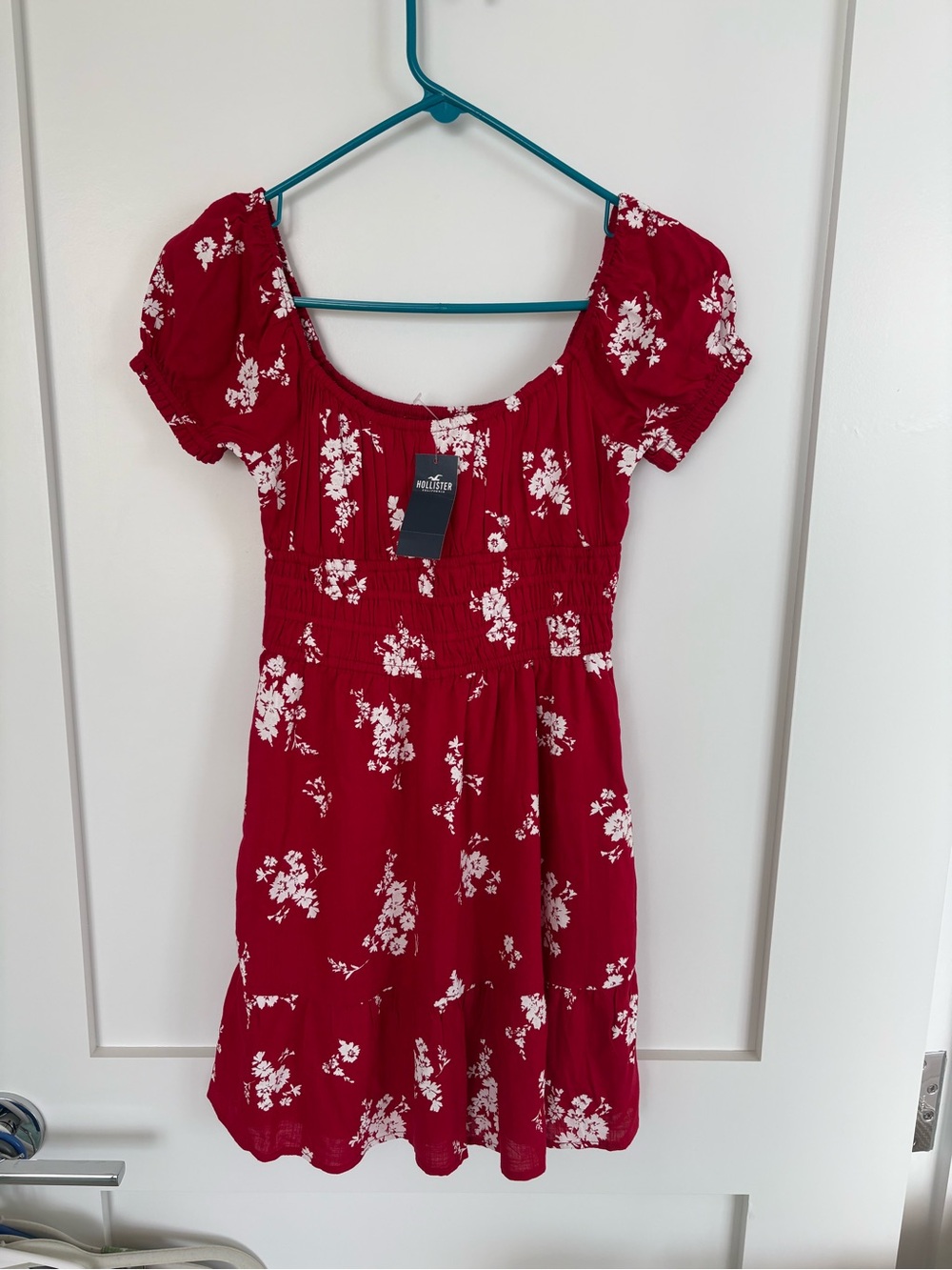 NWT Hollister red floral smocked mini dress puff sleeve XS
